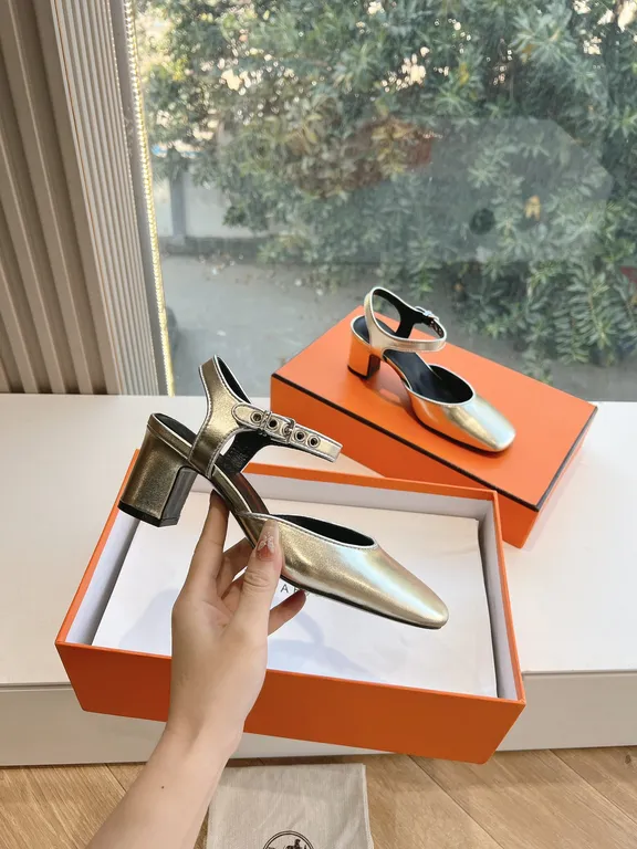 Hermes Shoe 